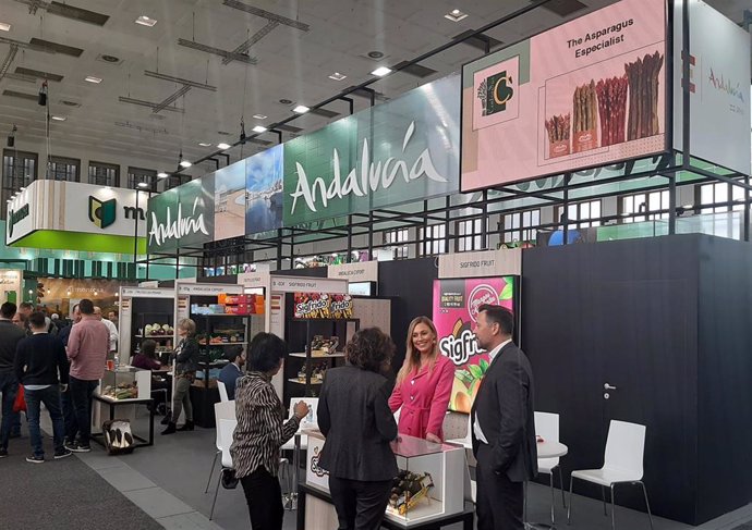 Archivo - Imagen de archivo de una feria de promoción agroindustrial con el apoyo de Extenda a empresas andaluzas.