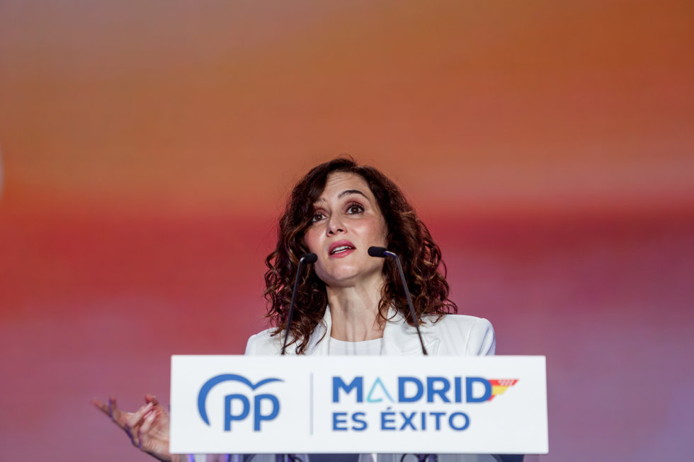 La presidenta de la Comunidad de Madrid y presidenta del Partido Popular (PP) de Madrid, Isabel Díaz Ayuso, inaugura la tercera jornada 'Popular', 'La persona en el centro'