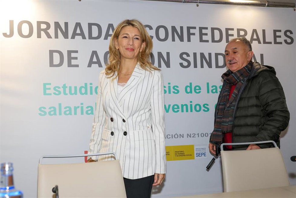 La vicepresidenta segunda y ministra de Trabajo y Economía, Yolanda Díaz y el secretario general de UGT, Pepe Álvarez