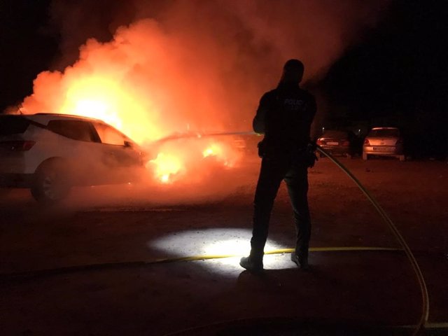 INcendio vehículos en Sant Antoni (Ibiza)