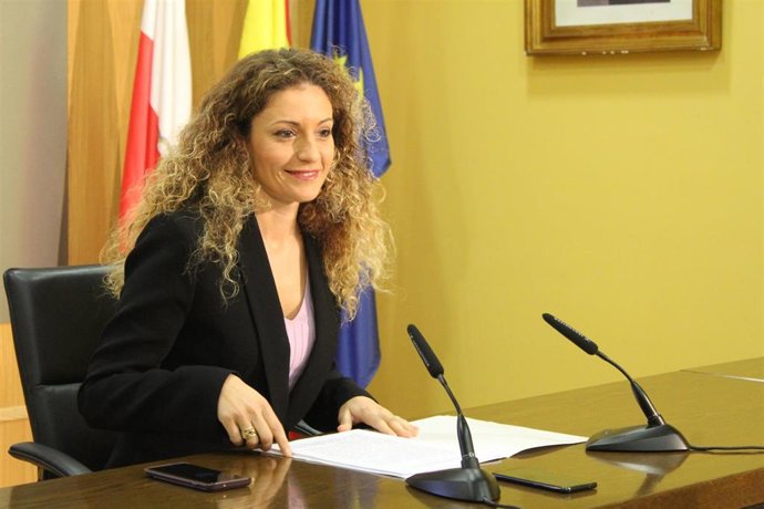 La delegada del Gobierno en Cantabria, Ainoa Quiñones, da cuenta del Informe 'Cumpliendo' de rendicción de cuentas del Ejecutivo central en Cantabria en 2022