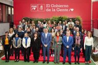 El PSOE dice que Ayuso o Moreno podrían sustituir a Feijóo tras municipales y autonómicas si el PP no gana