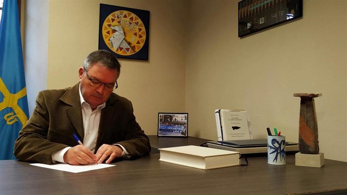 Archivo - Xosé Antón González Riaño.