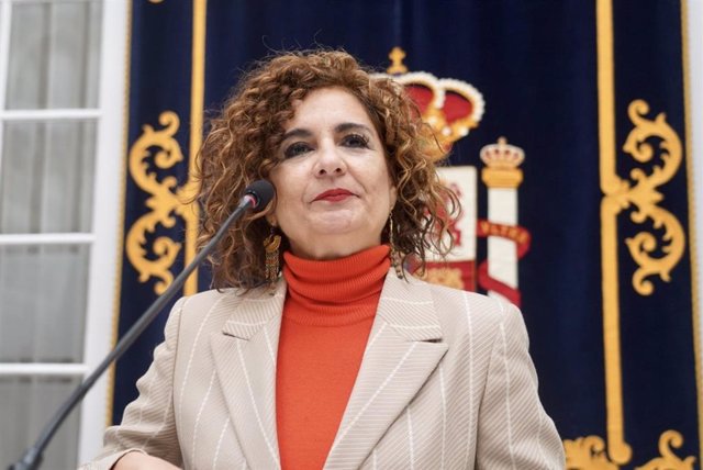 La ministra de Hacienda y Función Pública, María Jesús Montero, en Sevilla.