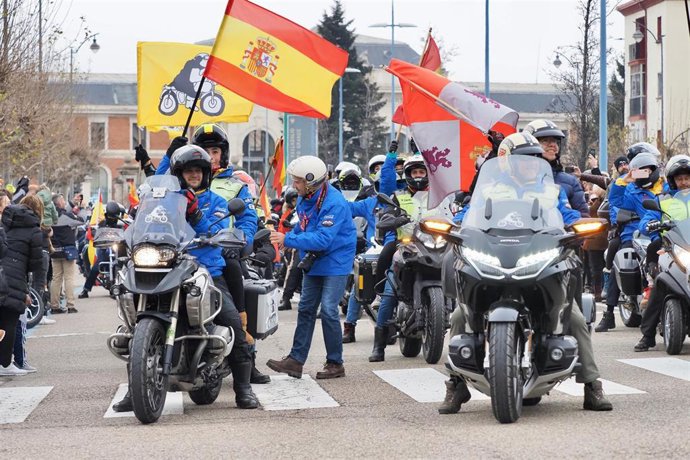Desfile de Banderas en Valladolid.