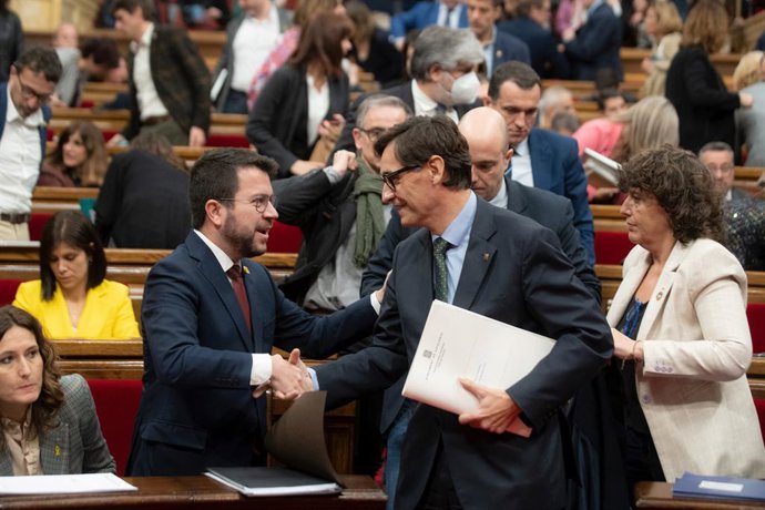 Aragons i Illa en un ple de desembre