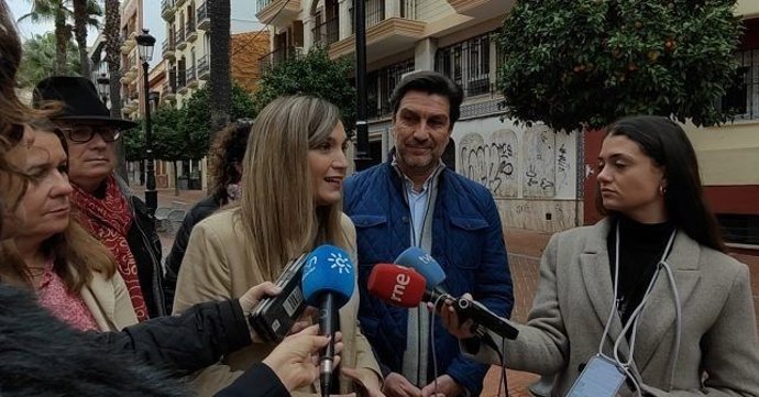 La parlamentaria andaluza del PSOE por Huelva y portavoz adjunta del Grupo Socialista en el Parlamento andaluz, María Márquez, en una atención a medios.