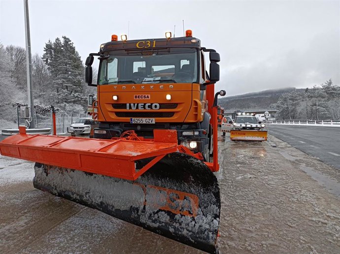 Archivo - Máquina quitanieves