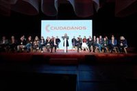 Cs lanza un aviso a Sánchez y Feijóo en el comienzo de su nueva etapa: "Nuestros principios ni se venden ni se compran"