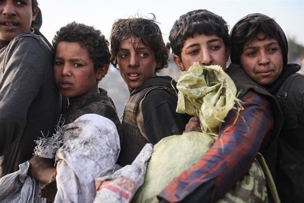 Archivo - Imagen de niños sirios en Al Bab