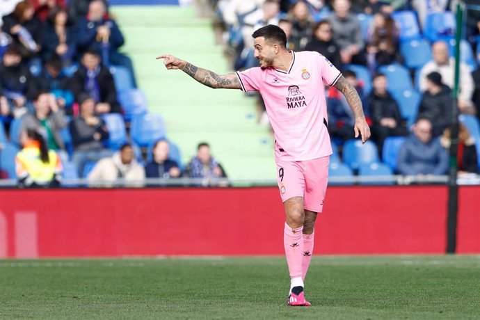 Joselu celebra su gol con el Espanyol ante el Getafe