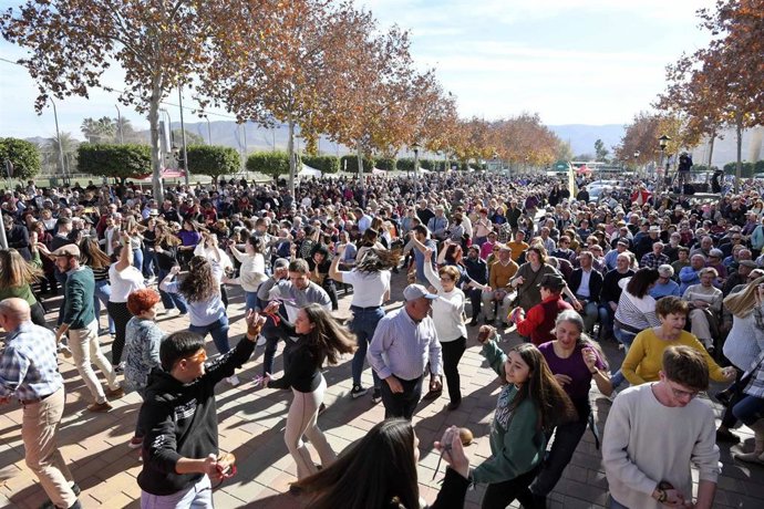 Miles de murcianos visitan Patiño en el XXXIV Encuentro de Cuadrillas 'Memorial Manuel Cárceles El Patiñero'