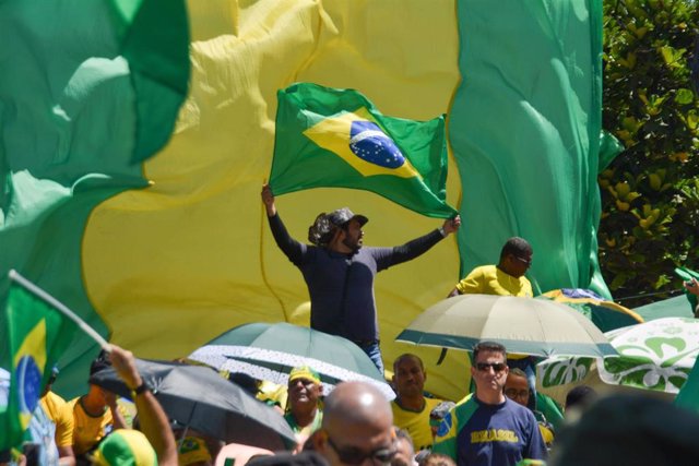 Seguidores de Jair Bolsonaro protestan en Río de Janeiro por su derrota en las elecciones