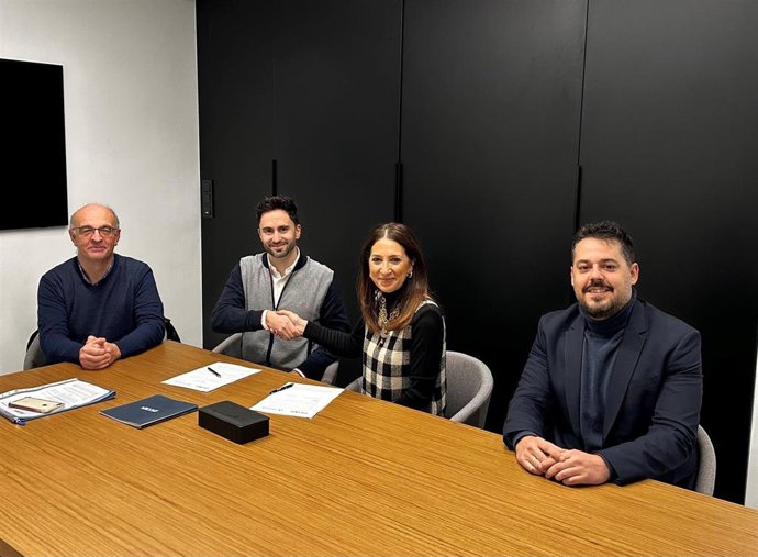 Acuerdo entre Escoem y Juventudes Musicales.