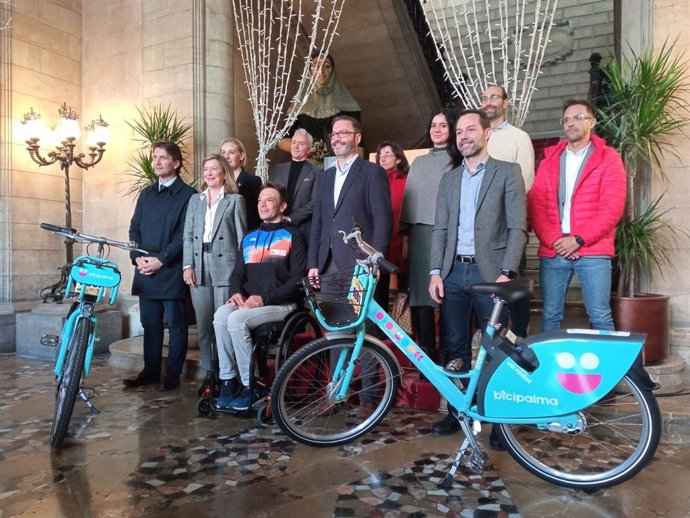 La 42 Diada Ciclista espera reunir este viernes a más de 6.000 participantes.