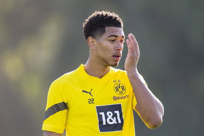 El mediocentro inglés del Borussia Dortmund, Jude Bellingham, en la concentración del club alemán en Marbella (Málaga).