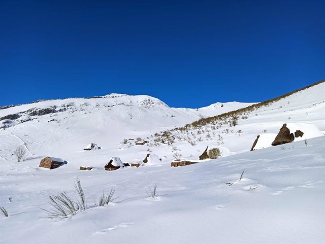 Archivo - Nieve en Somiedo.