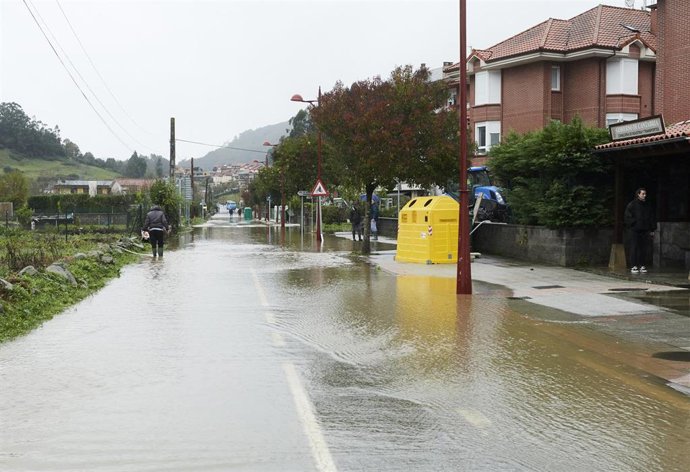 Archivo - Fotografía de archivo de lluvias en Ampuero