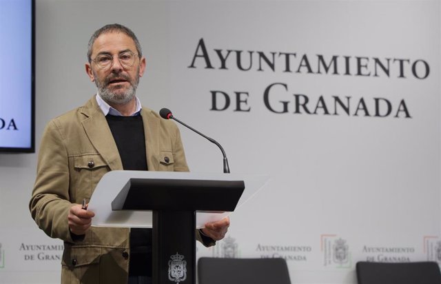 El concejal de Urbanismo, Planeamiento y Obra Pública de Granada, Miguel Ángel Fernández Madrid.
