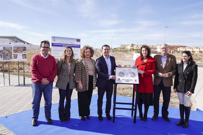 Inicio de las obras de un nuevo carril bici entre Almería y Huércal de Almería.