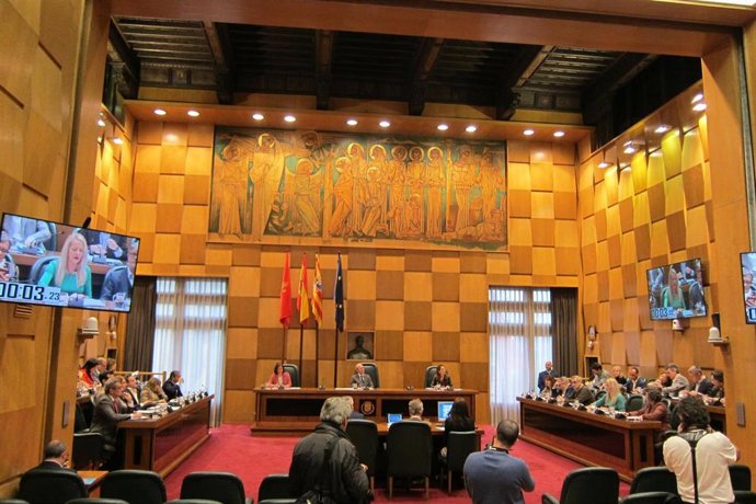 Pleno extraordinario del Ayuntamiento de Zaragoza.