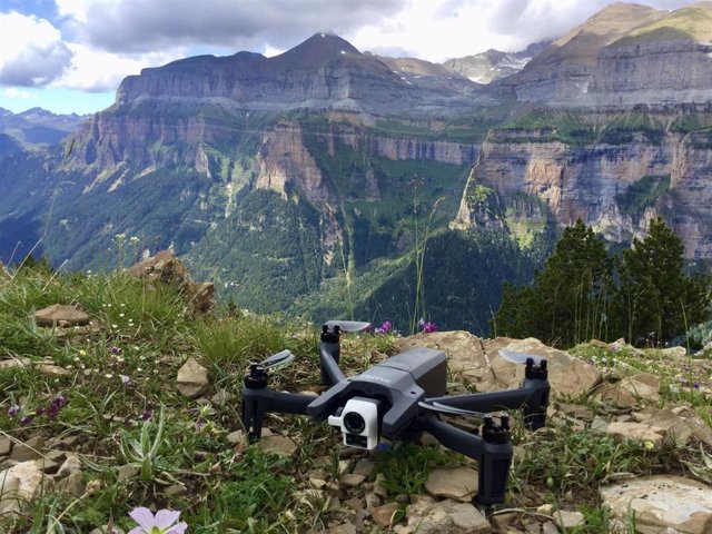 El Instituto Pirenaico de Ecología es pionero mundial en el empleo de drones para conservar la biodiversidad.