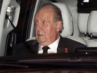 El Rey Juan Carlos abandona Atenas y regresa a Abu Dabi tras su emocionante reencuentro con toda su familia