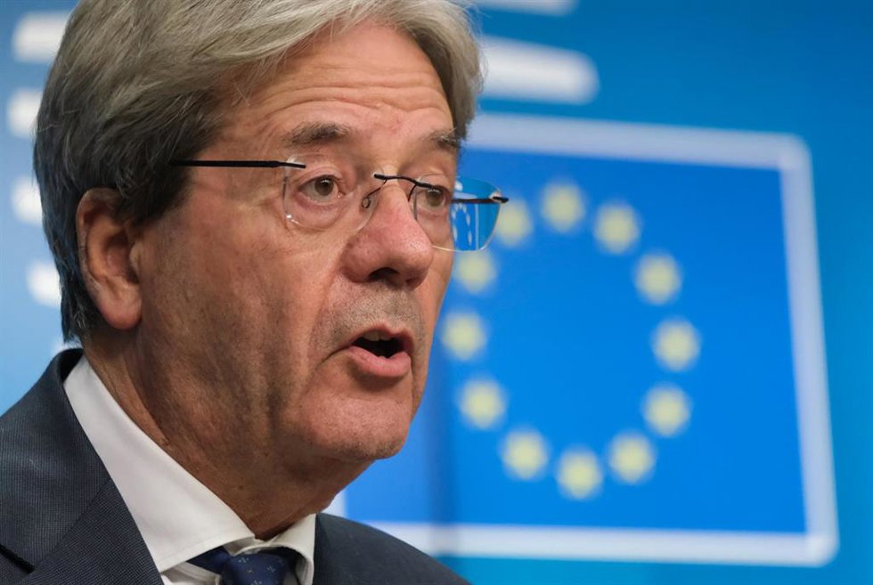 Archivo - El comisario europeo de Asuntos Económicos, Paolo Gentiloni