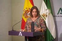 La consejera de Salud cree que CyL "explicó mal" sus medidas: "Más información a la mujer nunca puede ser mala noticia"