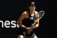 Garbiñe Muguruza sigue bloqueada y se despide en primera ronda de Australia