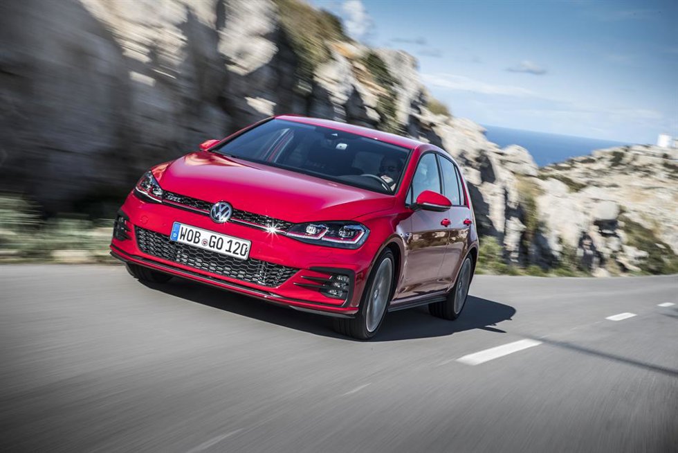 Archivo - Volkswagen Golf GTi