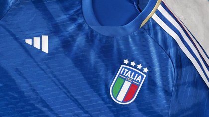 presenta camiseta Italia y la campaña 'La búsqueda'