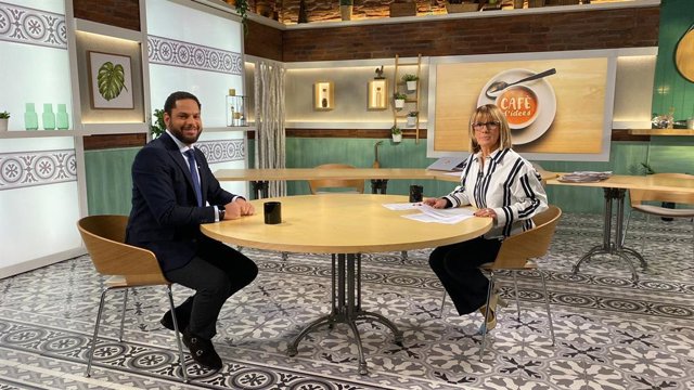 El líder de Vox a Catalunya i secretari general del partit, Ignacio Garriga, i la periodista Gemma Nierga en una entrevista