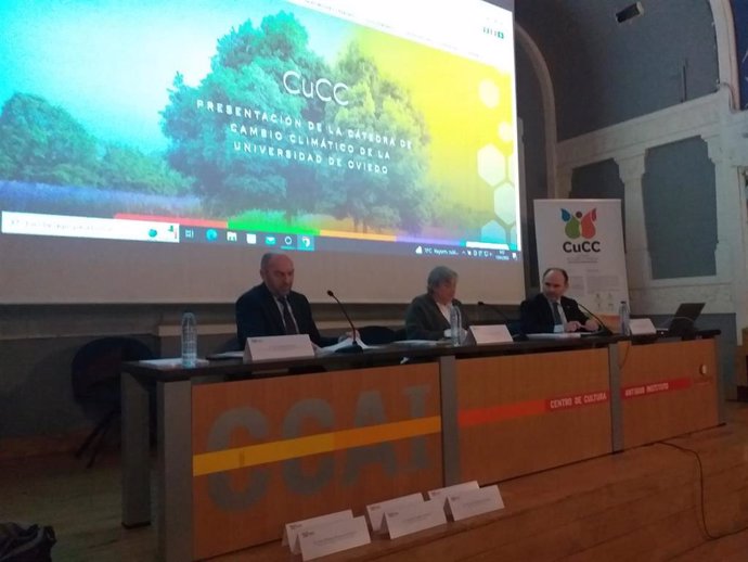 Presentación de la cátedra de Cambio Climático, en el Centro de Cultura Antiguo Instituto de Gijón