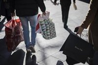 Los comerciantes sevillanos creen que la apertura en festivos en Nervión "ratifica" la "atención excelente" al turista