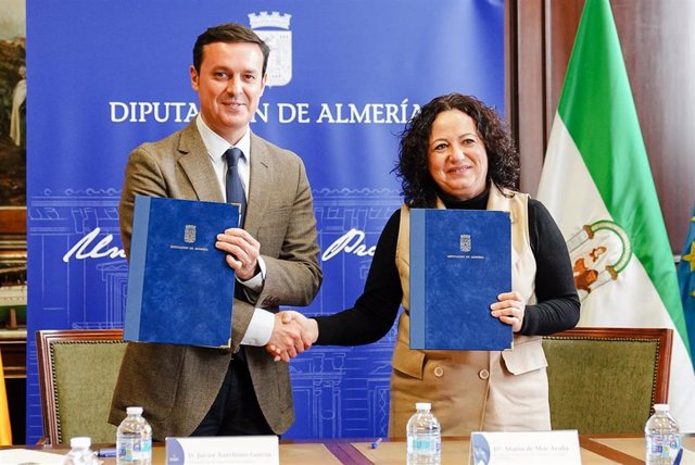 Acuerdo entre la Diputación y los Graduados Sociales de Almería