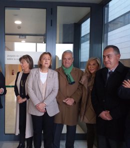 La delegada del Gobierno en Asturias, Delia Losa, y el presidente del Tribunal Superior de Justicia de Asturias, Jesús María Chamorro, durante la visita al nuevo Juzgado de Violencia sobre la Mujer de Gijón