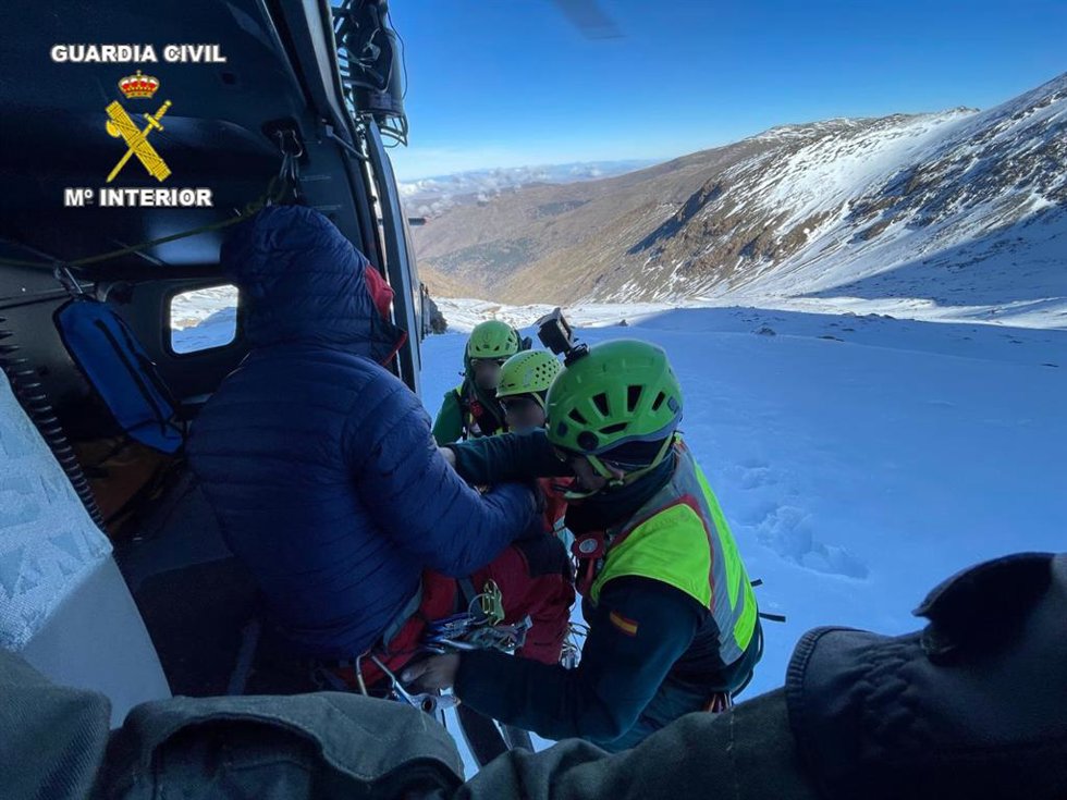 Rescate en Sierra Nevada.