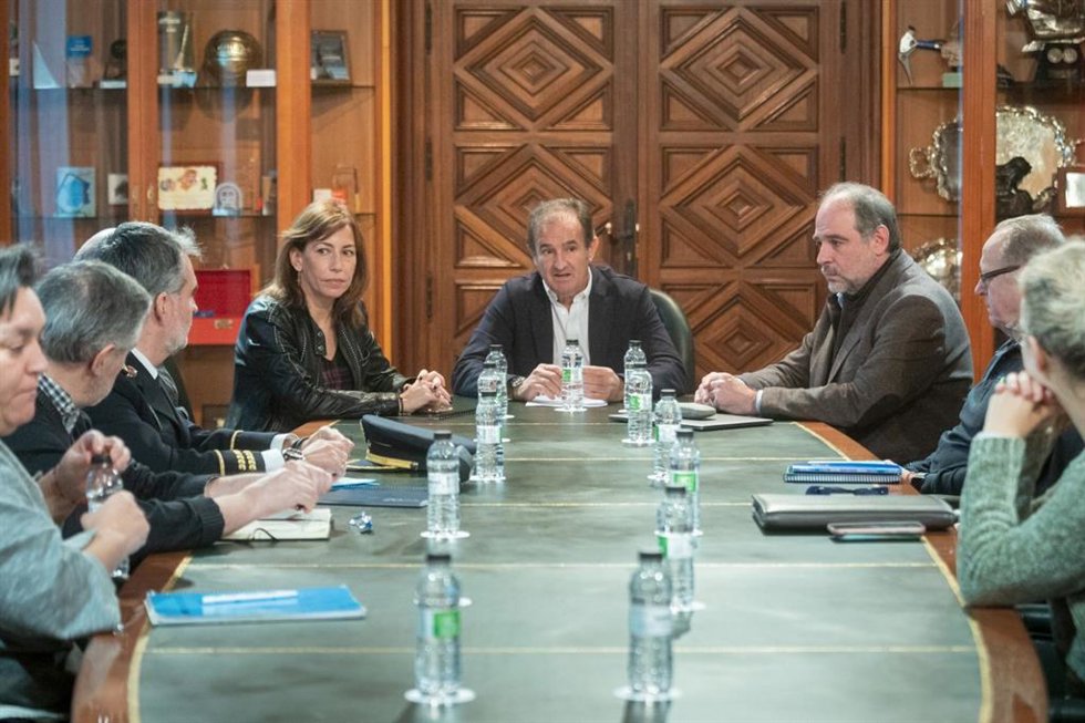 Representantes del Gobierno de Zaragoza se reúnen con las principales entidades sociales que colaboran en la atención a las personas sin hogar.