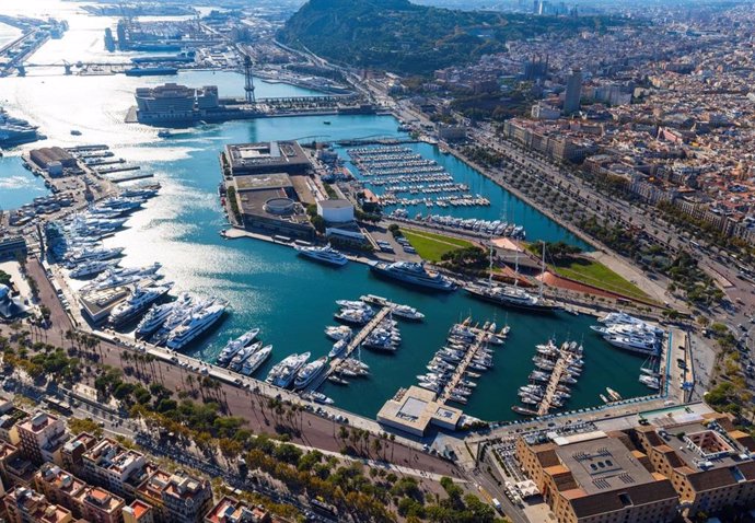Vista de la Marina Port Vell de Barcelona