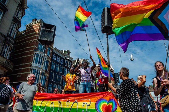 Marcha de la comunidad LGTB en Ámsterdam, Países Bajos