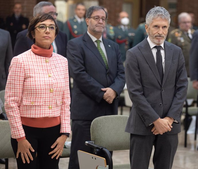 Archivo - La directora general de la Guardia Civil, María Gámez, y el ministro del Interior, Fernando Grande-Marlaska, en una visita a las instalaciones de Aranjuez