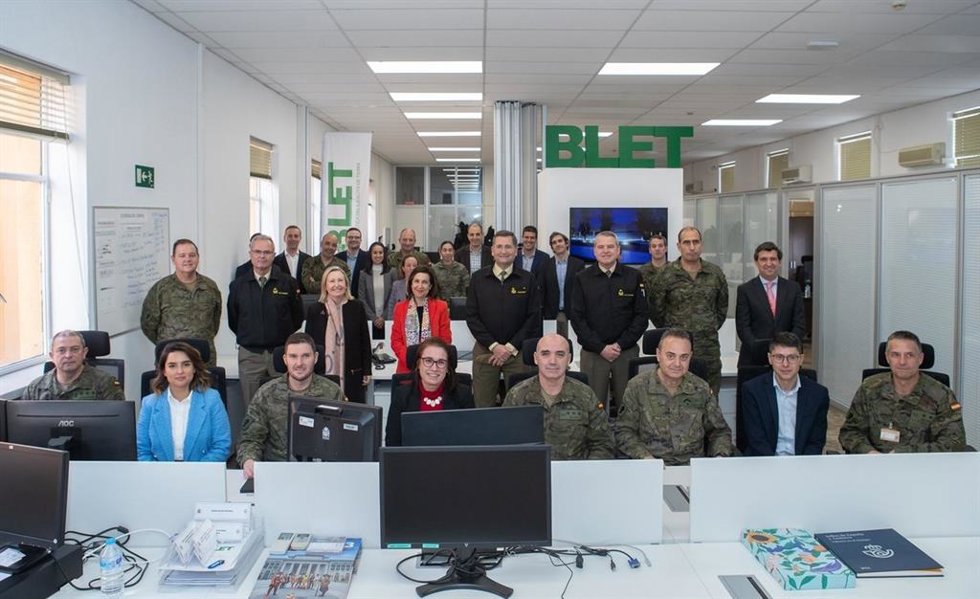 La ministra de Defensa, Margarita Robles, visita la Oficina de Apoyo a la Base Logística del Ejército de Tierra en Córdoba, ubicada en el Cuartel General del mismo en el Palacio de Buenavista de Madrid.