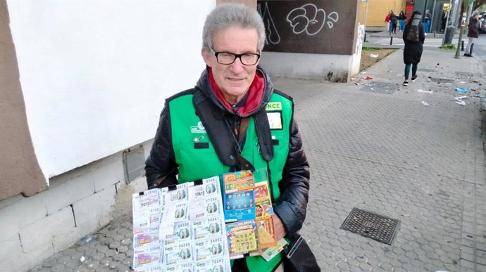 El vendedor Juan Antonio Rodríguez trabaja en la zona de La Oliva, Las Letanías y las Tres Mil Viviendas.