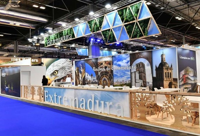 Archivo - Stand de Extremadura en Fitur 2022. Archivo