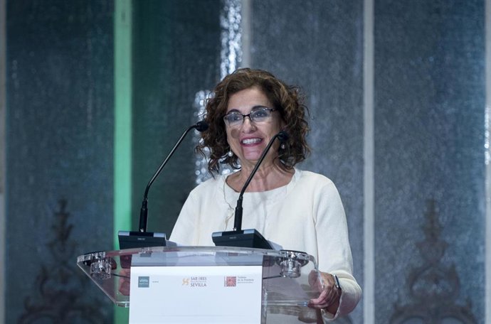 La ministra de Hacienda y Función Pública, María Jesús Montero.