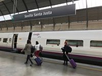 Los trenes AVE Madrid-Sevilla circulan por una sola vía pero ya sin restricciones de velocidad