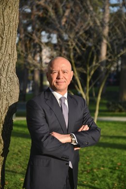 Levent akiroglu