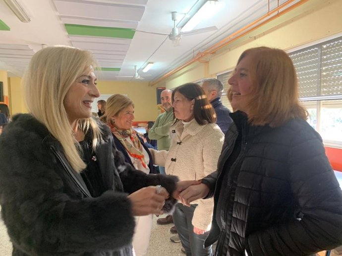 Patricia del Poco en uno de los centros educativos de Jerez.