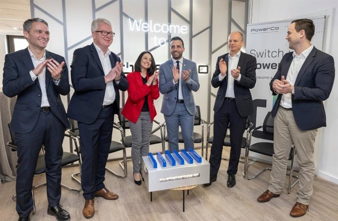 Inauguración de la oficina de PowerCo, filial de Volkswagen, en Valncia